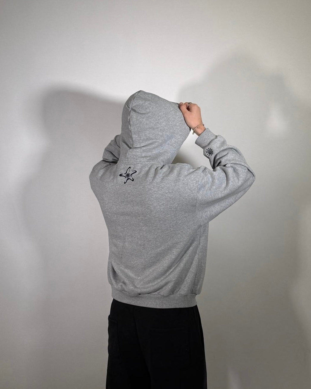 Grey Weekend Hoodie Avantra