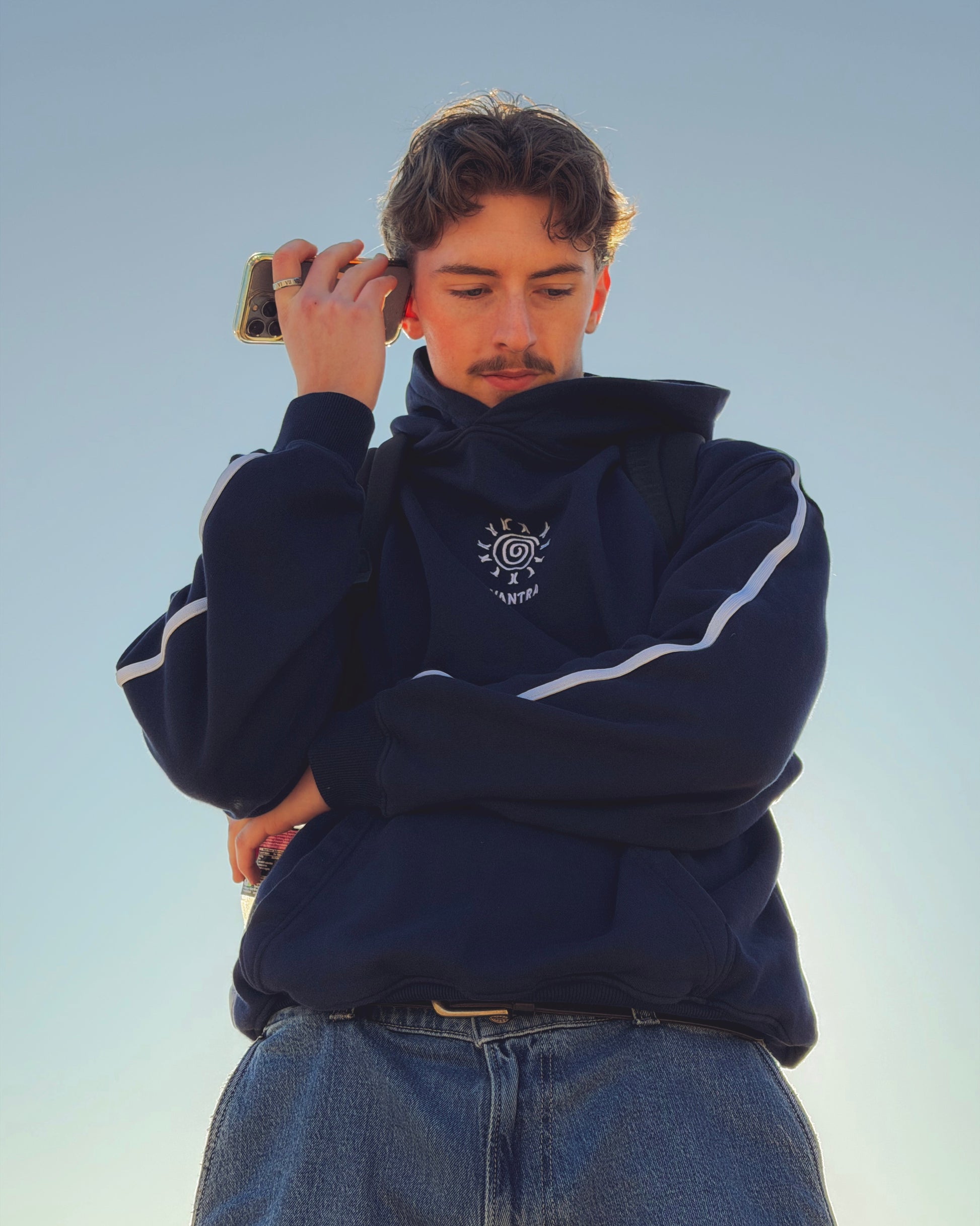 Navy Weekend Hoodie Avantra